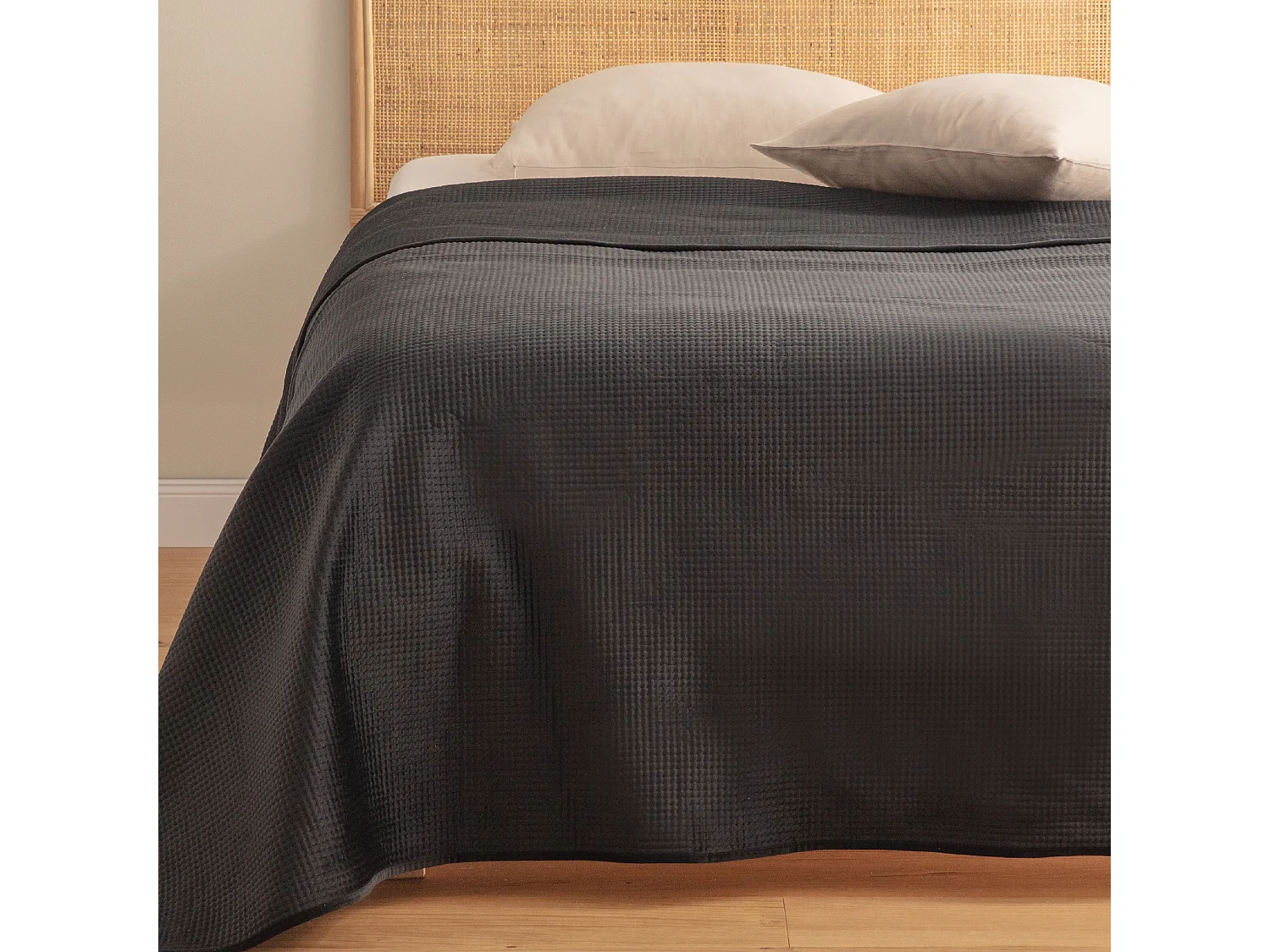 Couvre-lit Pontoso Noir Polyester 240x260