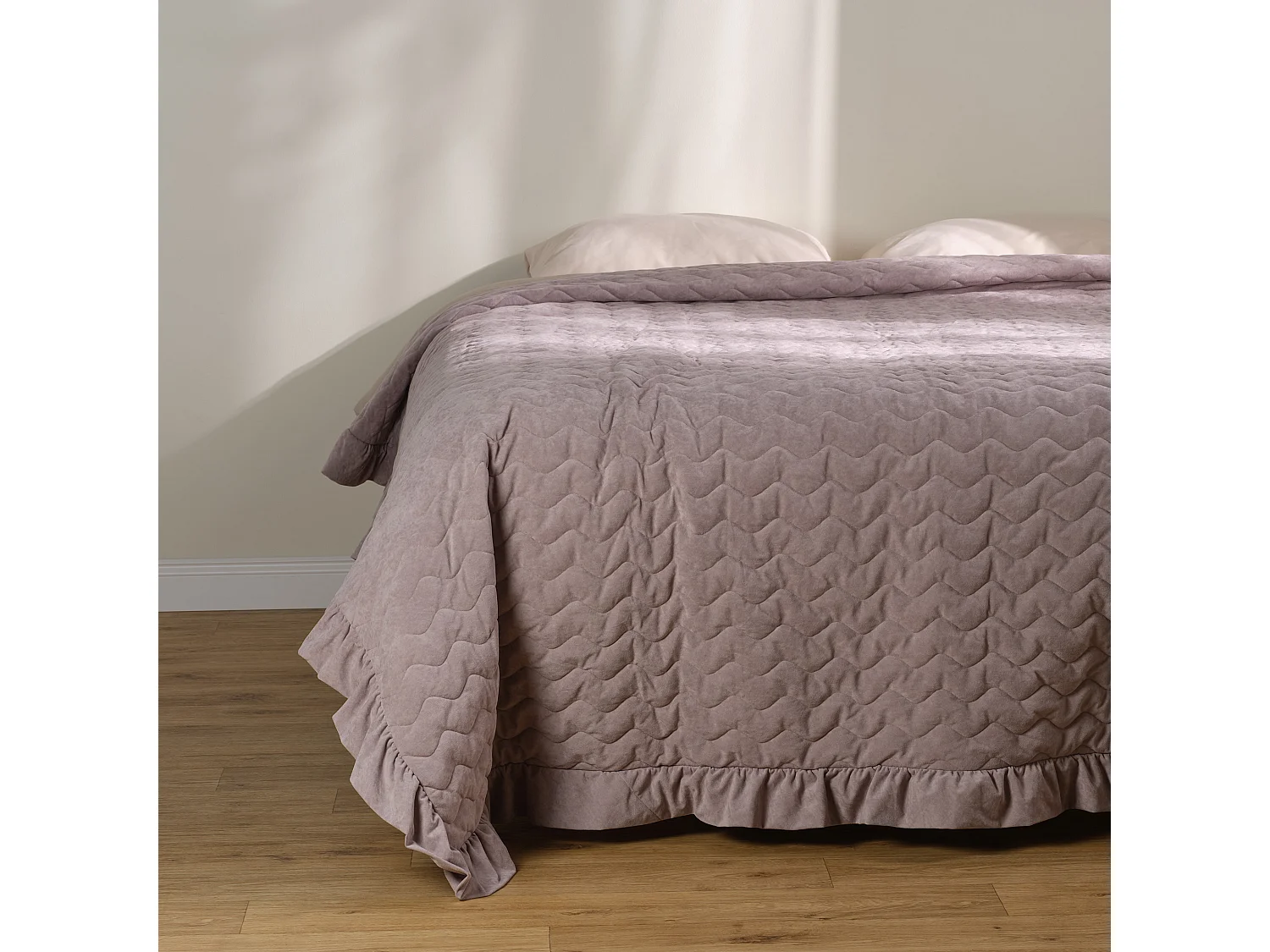 Tagesdecke Marita hellviolett 200 x 220