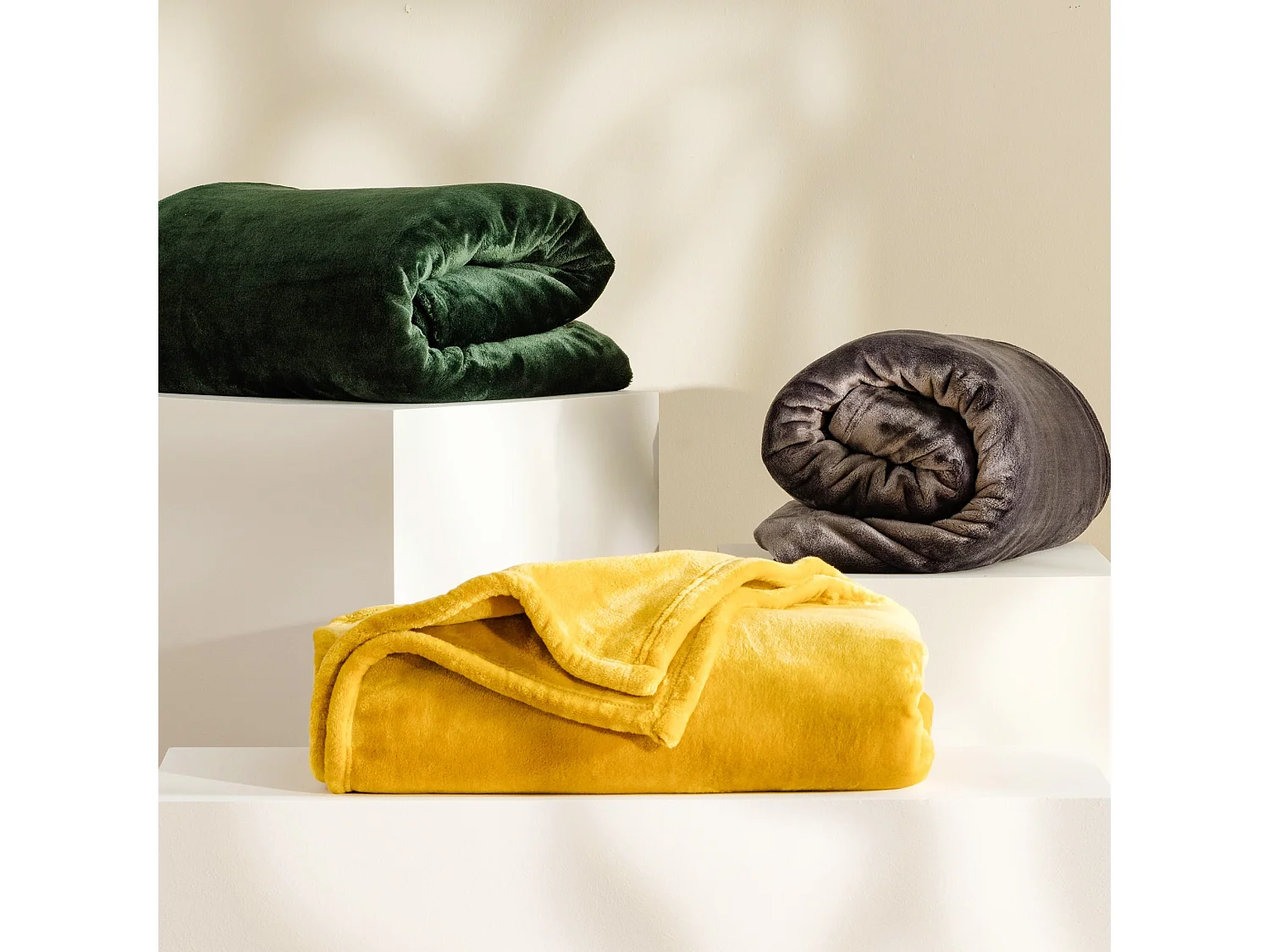 EINFARBIGE DECKE Floss 200x220 cm