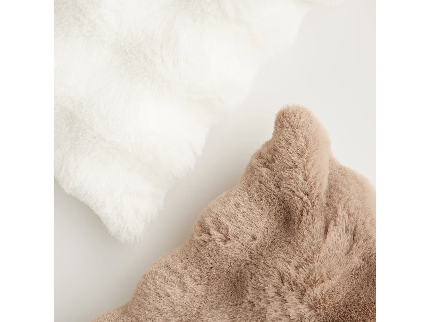 Housse De Couette En Fourrure Bares écru moyen 45 x 45