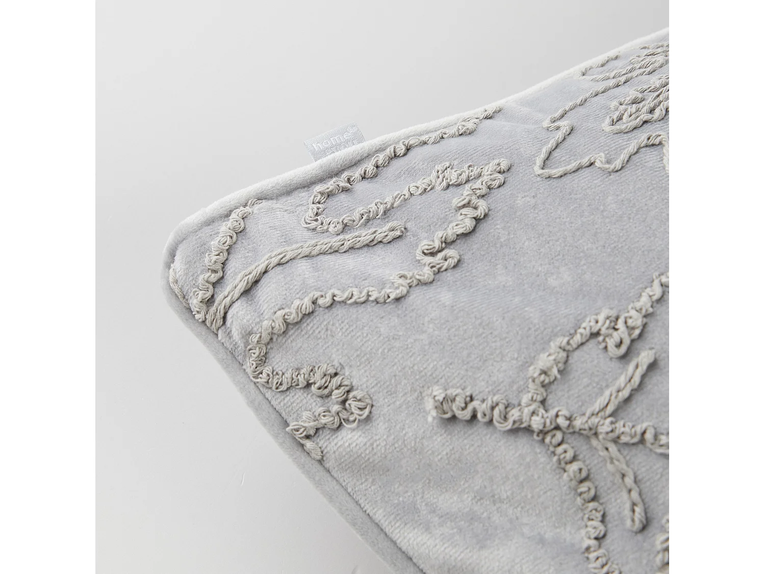 Bestickter Kissenbezug Maple Hellgrau 45x45 cm