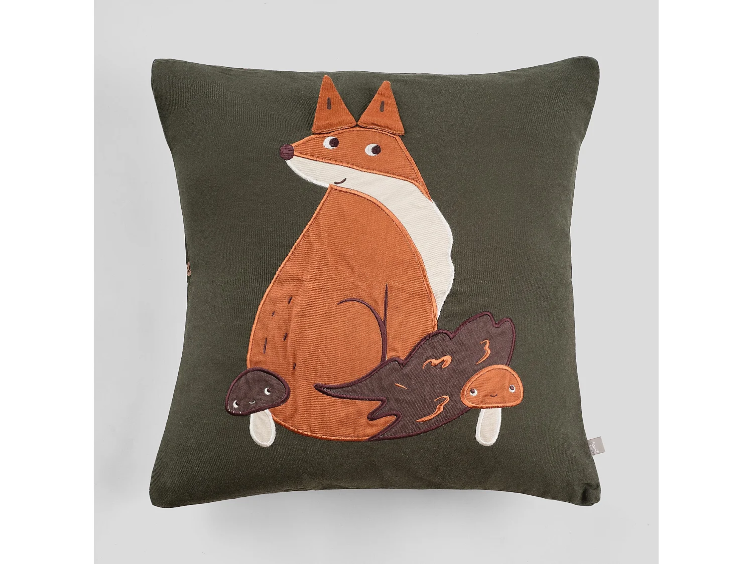 Bestickter Kissenbezug Nooks dunkelgrün 45 x 45