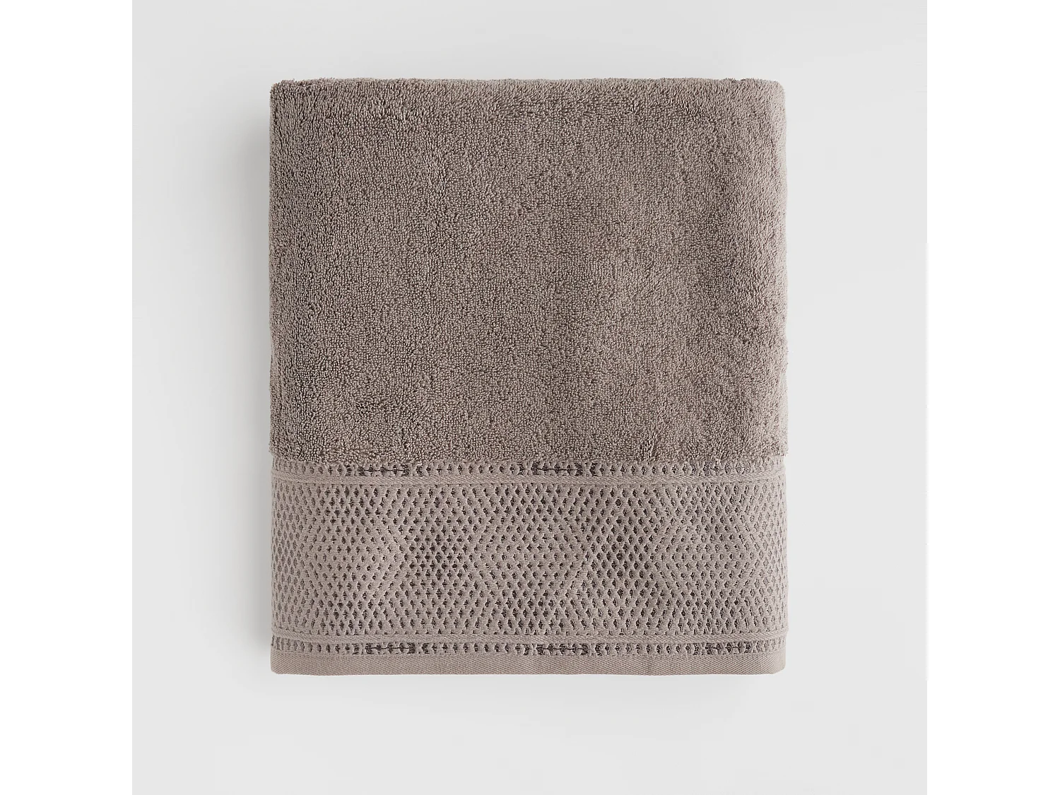 Serviette en coton égyptien Destello brun foncé 100 x 140