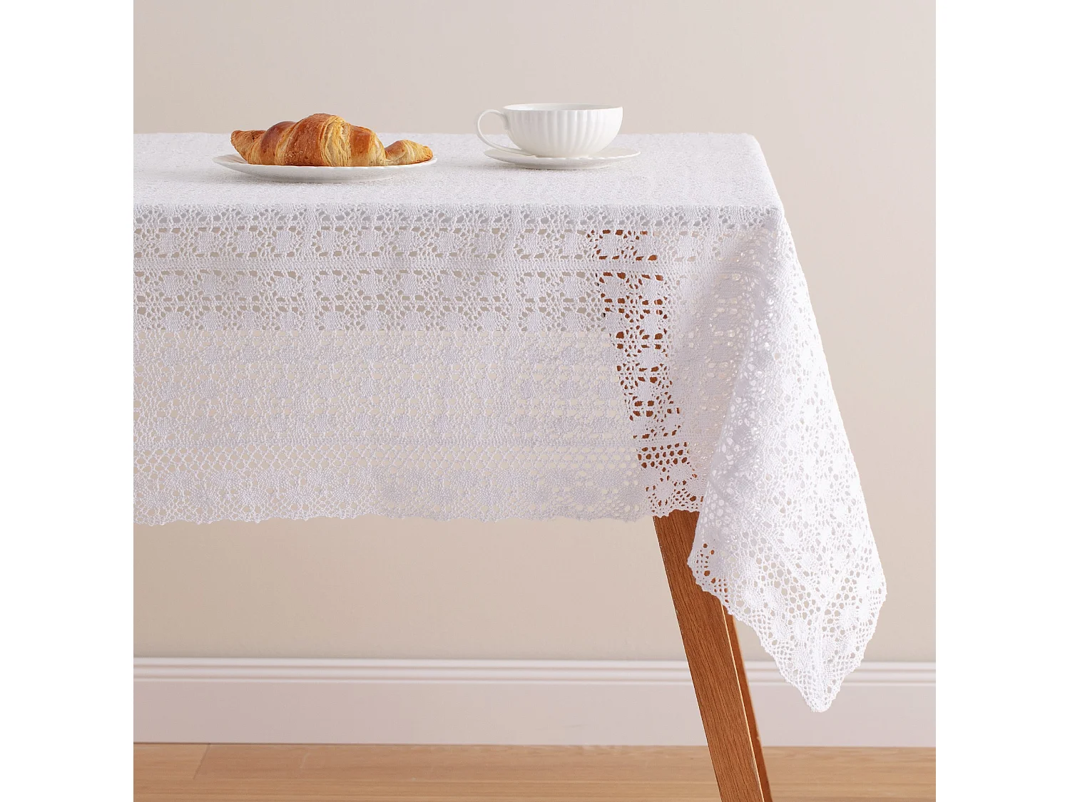 Tischdecke Folkelips mittelweiß 130 x 180