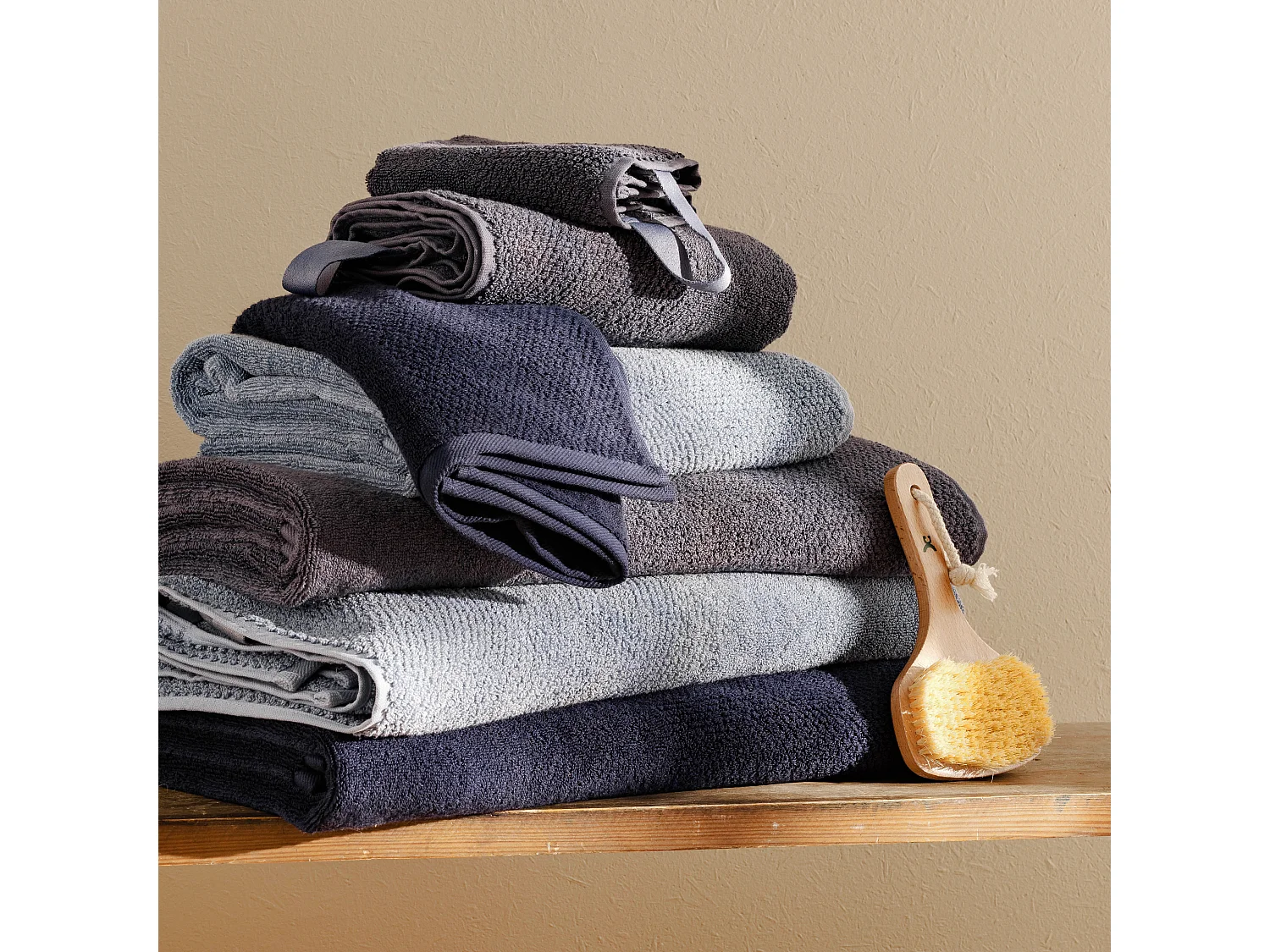 Badetuch Strippo Hellblau 70x130