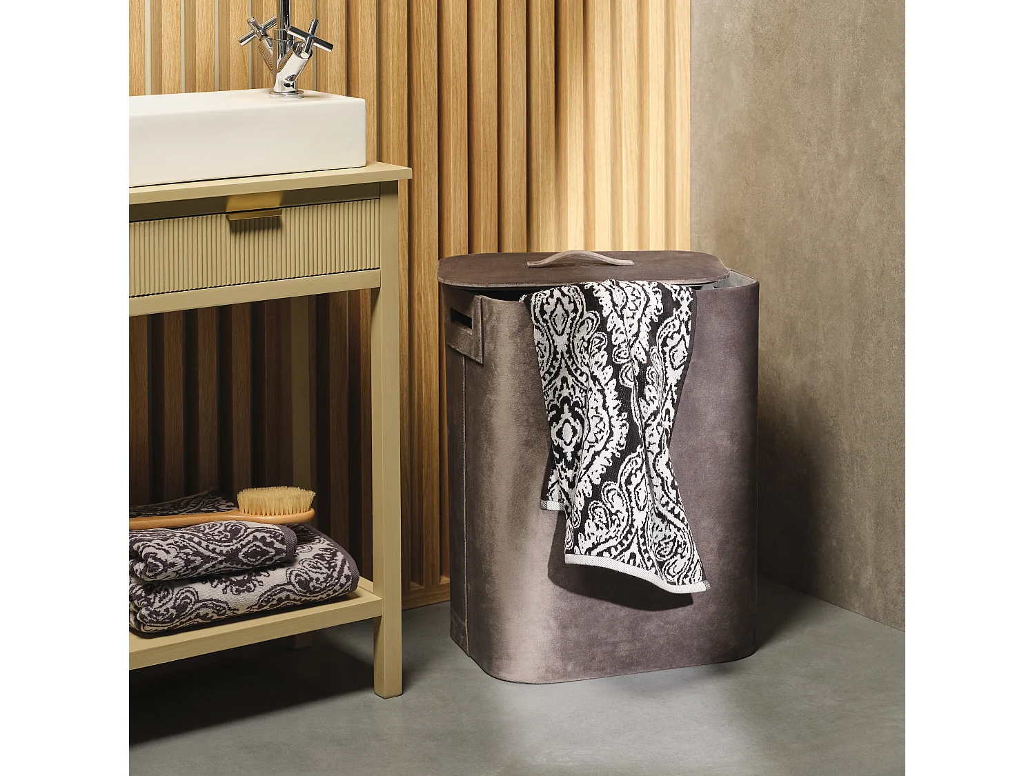 Serviette en jacquard Beskar gris moyen 50x90