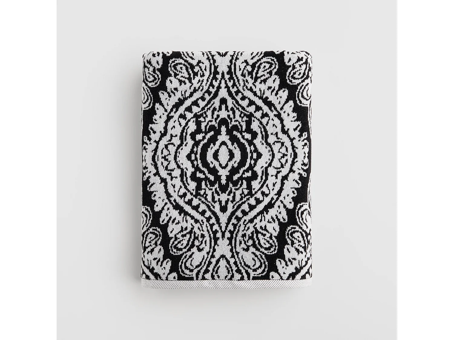 Serviette en jacquard Beskar noir moyen 70 x 130