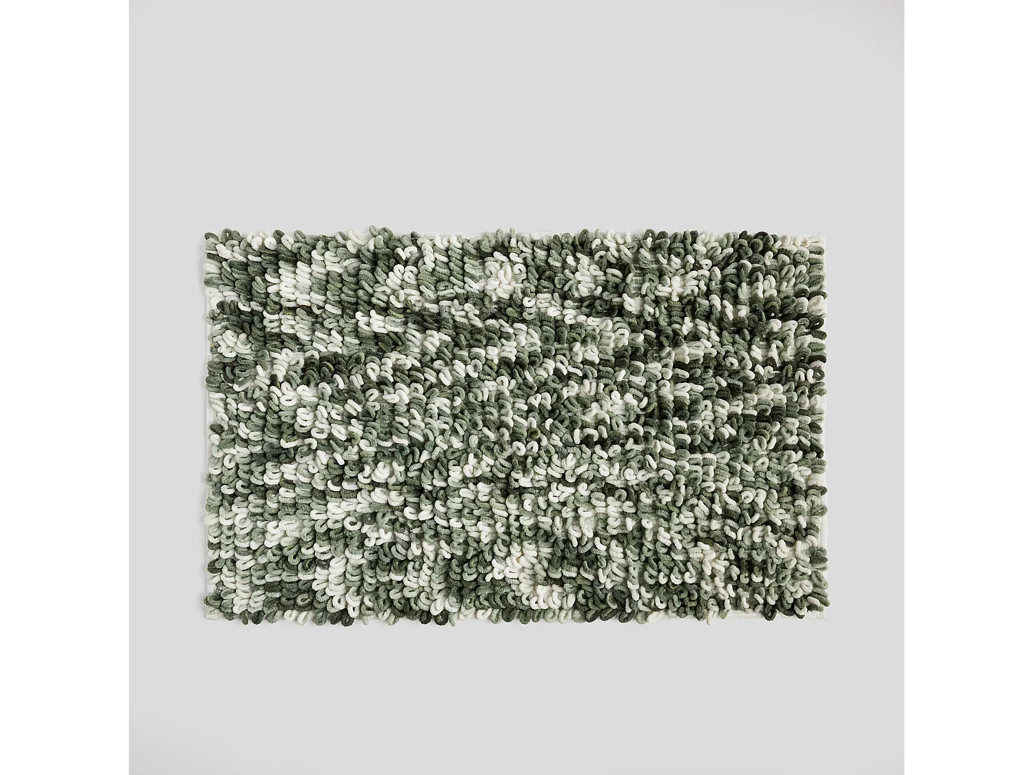 Teppich Loopso mittelgrün 50x80