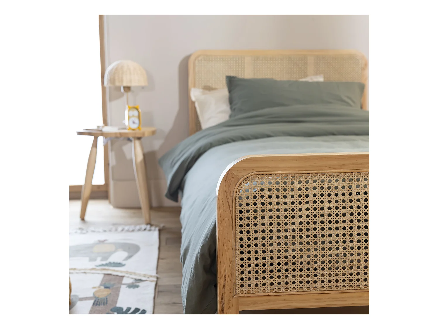 Chambre lit cannage enfant et chevet bois naturel ANNA 90x200 - ANNA