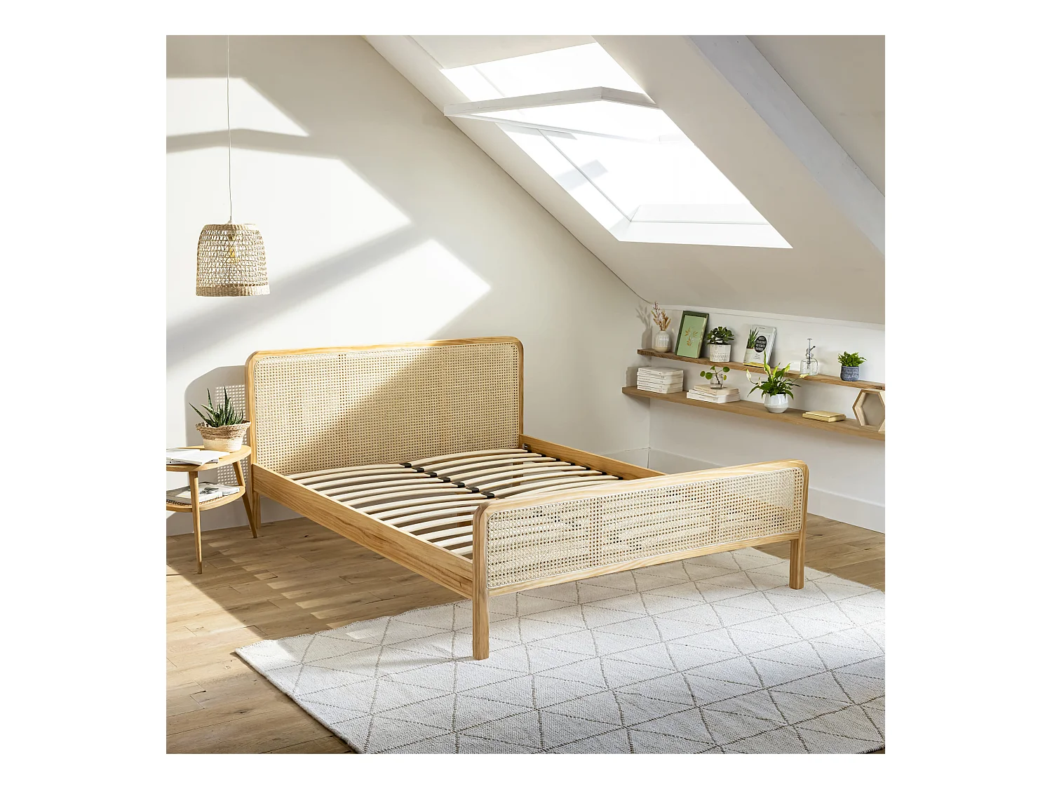 Chambre complète lit cannage avec commode et 2 chevets bois naturel 160x200 ANNA - ANNA