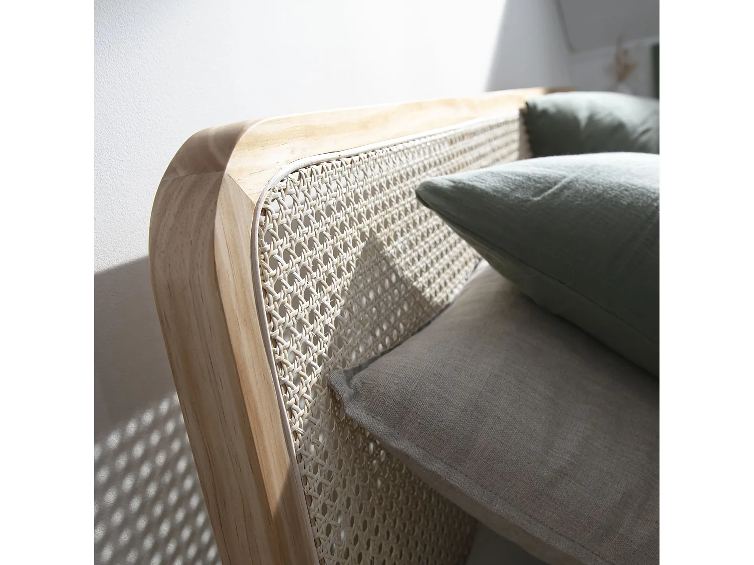 Chambre complète lit cannage avec commode et 2 chevets bois naturel 160x200 ANNA - ANNA