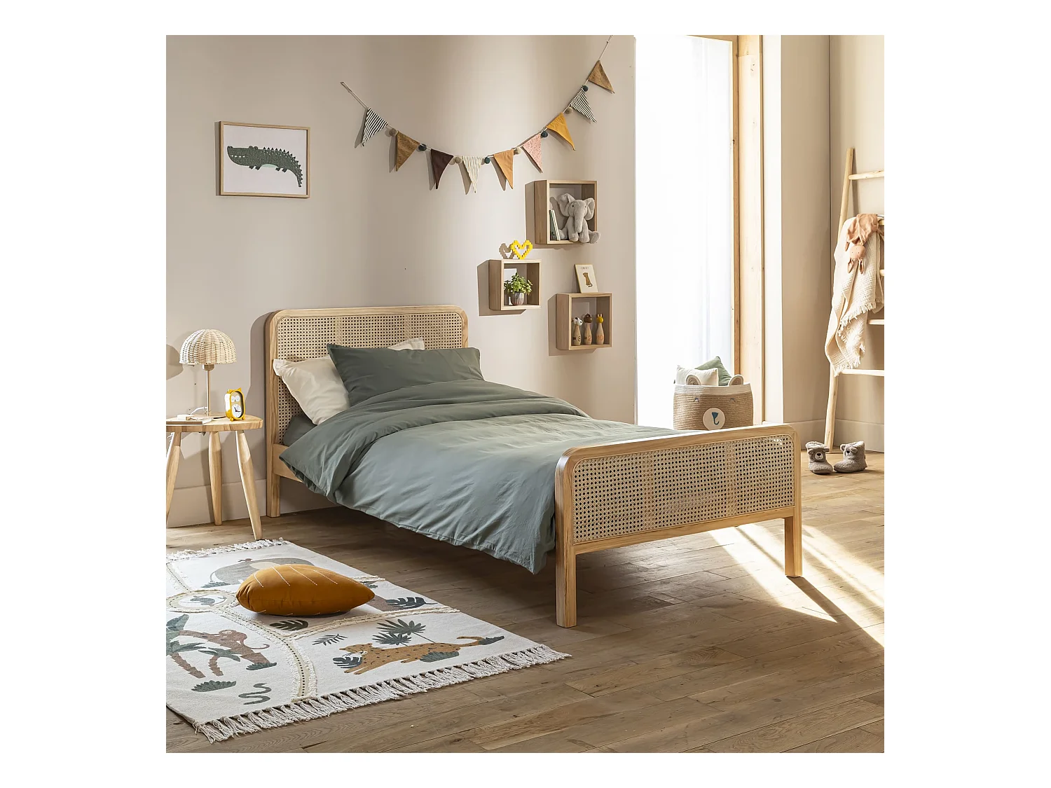 Chambre complète lit cannage enfant avec commode et chevet bois naturel ANNA 90x200 - ANNA