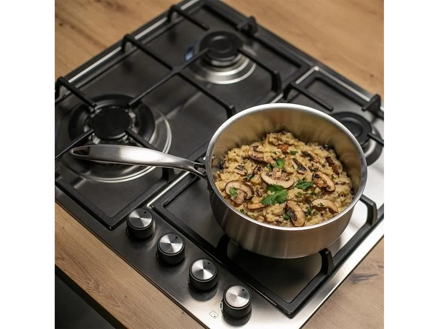 Cacerola de acero inoxidable 18/10, 20 cm, apta para todo tipo de cocinas, incluidas las de inducción.