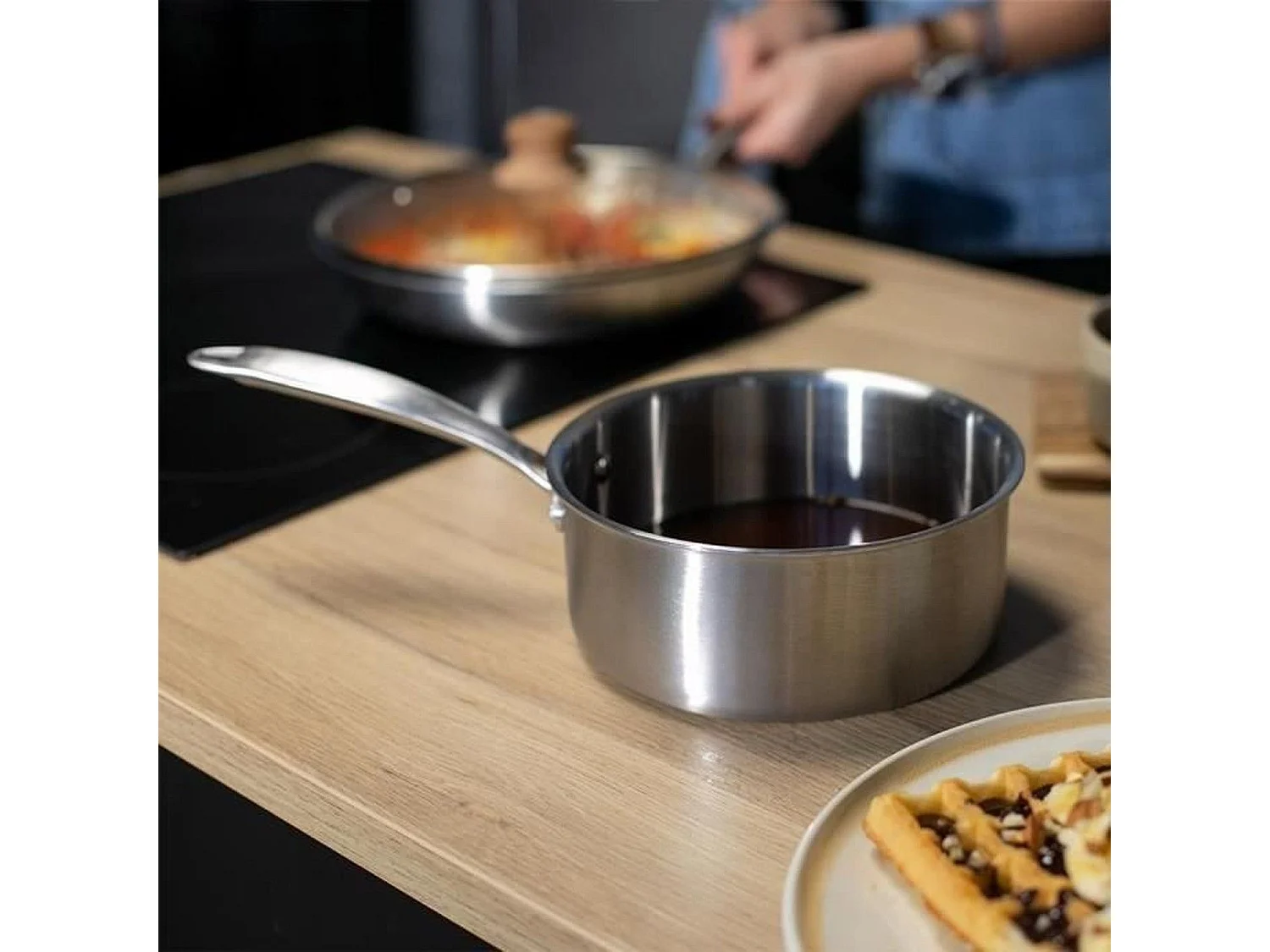 Cacerola Brigade de acero inoxidable 18/10, 18 cm, apta para todo tipo de cocinas, incluida la de inducción.