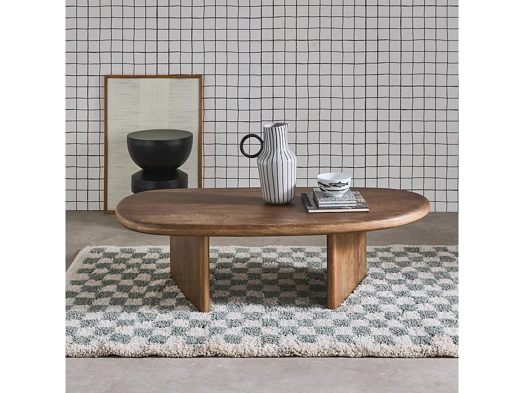 Table basse ovale bois de manguier noyer. L 119.5 x P 60 x H 35cm