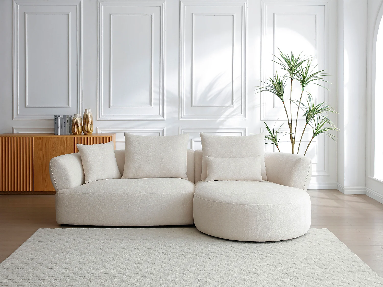 Canapé d'angle droit en tissu chenille beige CUSAVA de Maison Céphy