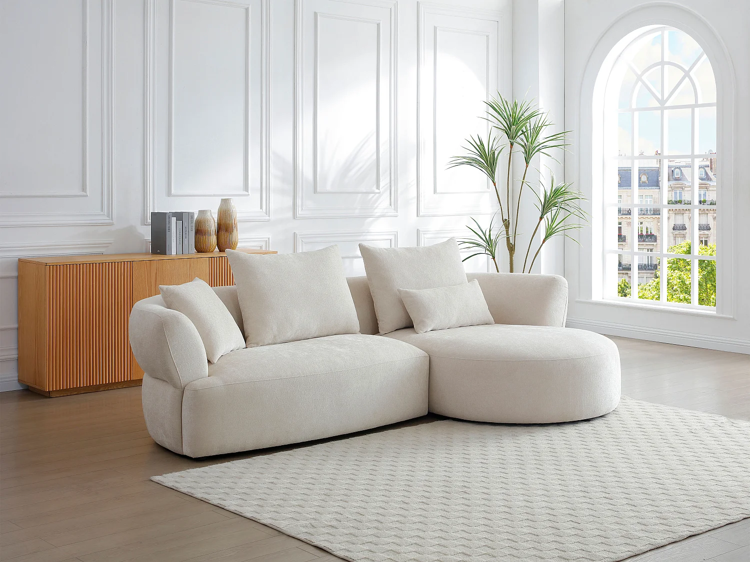 Canapé d'angle droit en tissu chenille beige CUSAVA de Maison Céphy