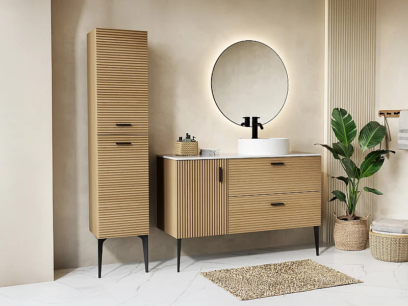 Meuble de salle de bain strié sur pieds avec vasque à poser et colonne - 1 porte et 2 tiroirs - Naturel clair - 120 cm - SARONE