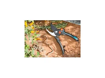 Gartenschere B/S XL - Präziser Schnitt für Blumen und Grünes Holz - Ergonomisch und Sicher - 25 Jahre Garantie