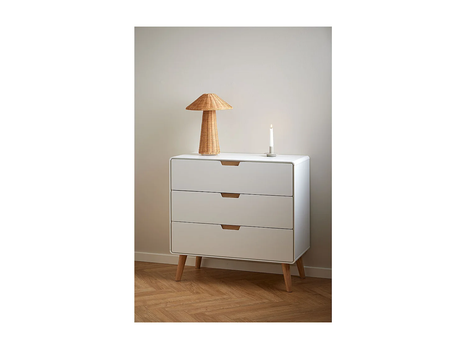 Lowell Kommode 3 Schubladen weiß.