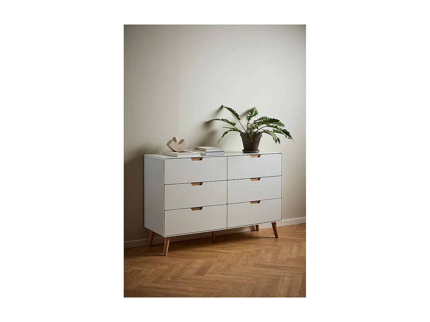 Lowell Kommode 6 Schubladen weiß.