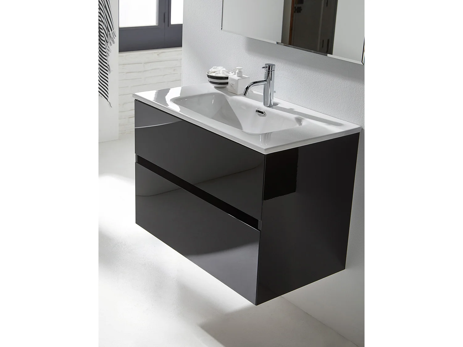 Meuble de salle de bain coloris noir avec vasque moulée en céramique - Longueur 100 x Profondeur 46 x Hauteur 56 cm