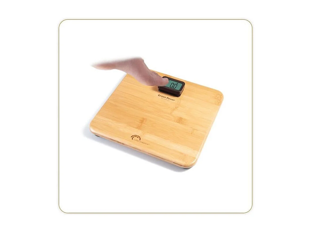 LITTLE BALANCE 8419 Kinetic Premium, Pese-personne sans pile, Rechargeable par son bouton Little Balance, 150 kg / 100 g, Bambou