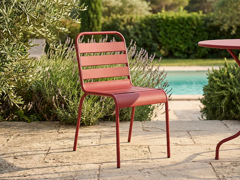 Sedia da giardino impilabile in Metallo Rosso - Lotto di 2 - MIRMANDE di MYLIA
