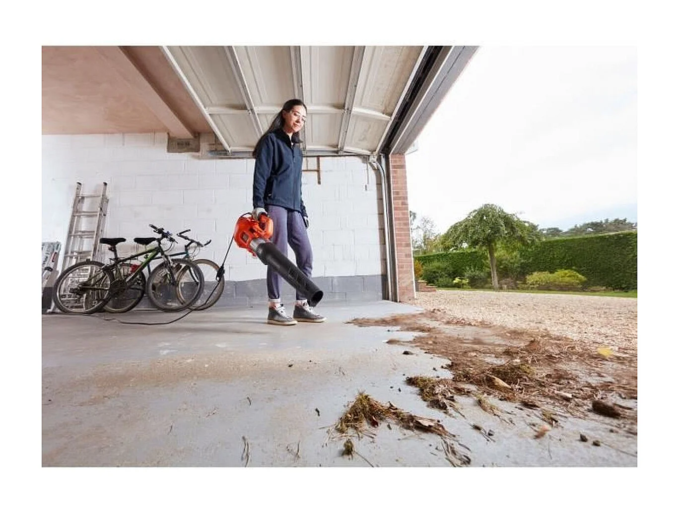 Axialer Kabelgebläse BEBL185-QS - BLACK+DECKER 1850 W 2 Einstellbare Geschwindigkeiten 12,75 M3/min