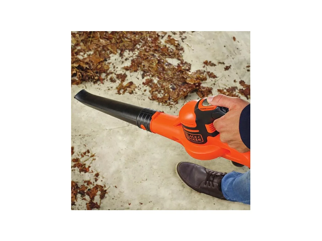 BLACK + DECKER Souffleur  18V - 2Ah - Sans Fil GWC1820PC