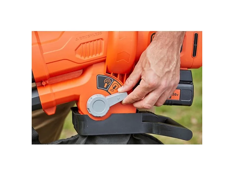 Aspirateur-souffleur-broyeur BLACK+DECKER 36V - Avec batterie et chargeur - Sac 45L
