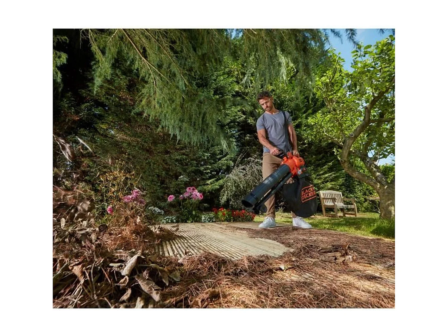 Aspirateur-souffleur-broyeur BLACK+DECKER 36V - Avec batterie et chargeur - Sac 45L