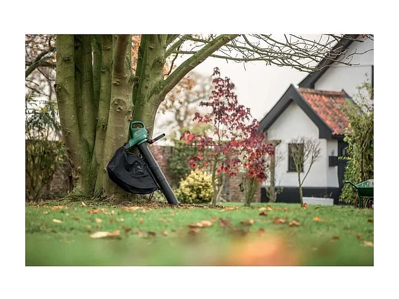 Aspirateur Souffleur Broyeur BOSCH - UniversalGardenTidy 3000