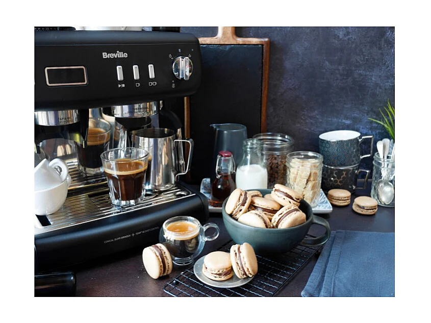 Expresso Breville Machine Espresso avec broyeur à grains intégré & écran LED