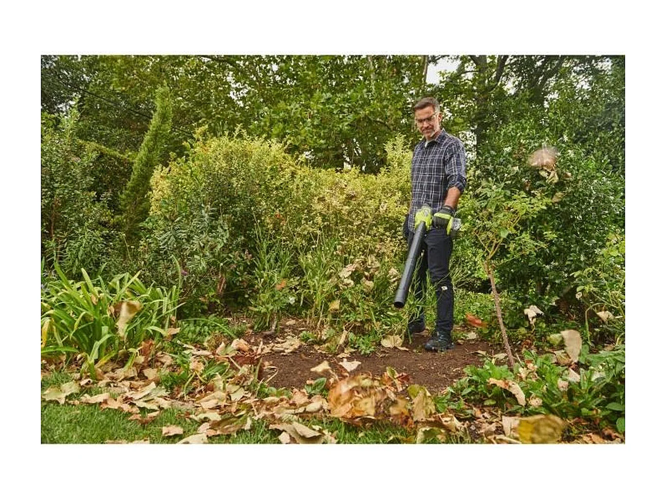 Souffleur ultra compact - RYOBI - 18 V - Brushless - Vitesse max. 241,5 km/h - Débit air max. : 6,51 m³/min - Vendu sans batte