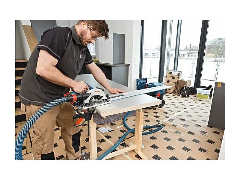 Scie circulaire sans-fil BOSCH PROFESSIONAL GKS 18V-57 G 2 batteries 4.0Ah, chargeur GAL 18V-40 et L-Case