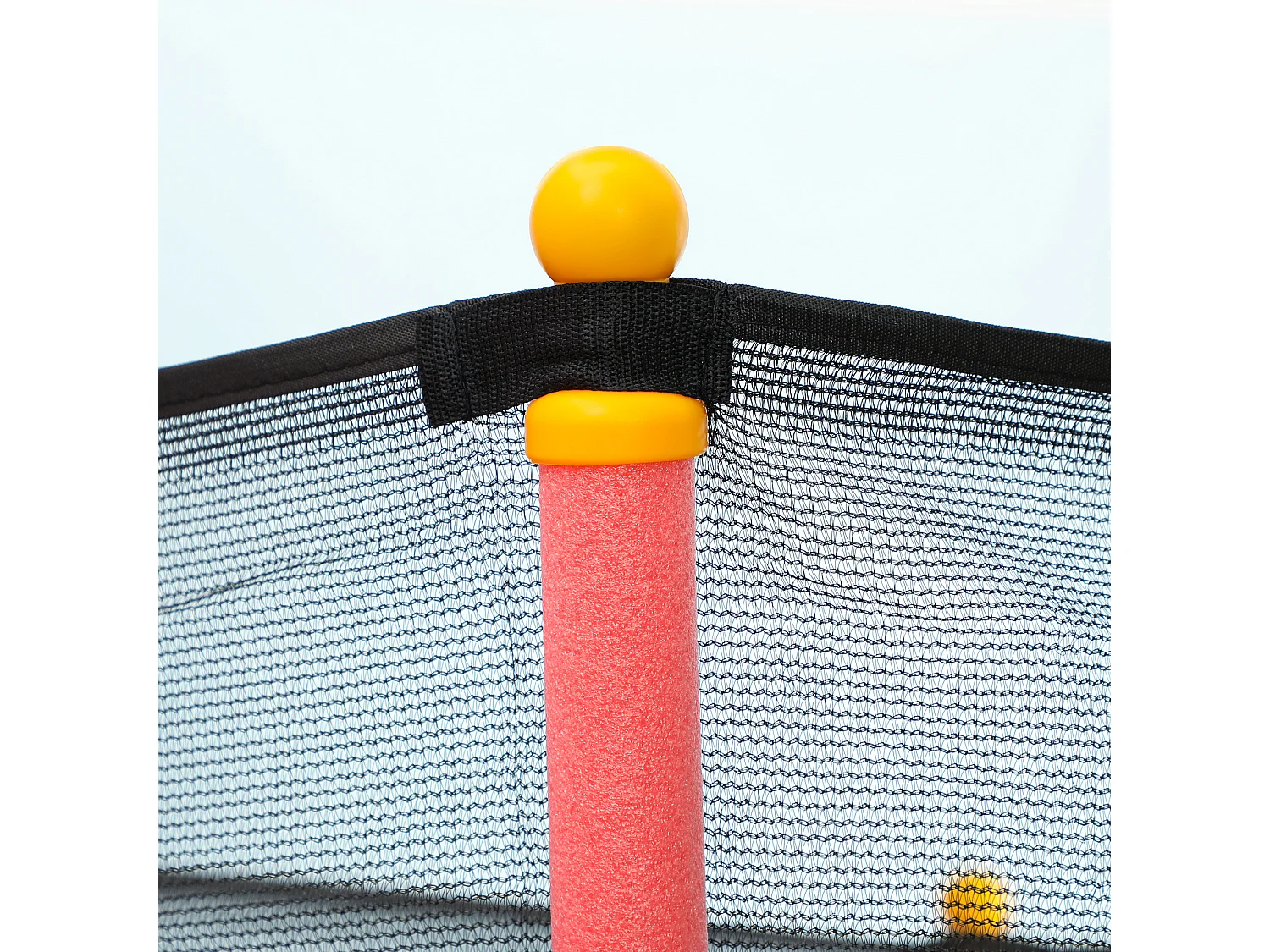 Tappeto per bambini con ingresso a zip e pali imbottiti rosso