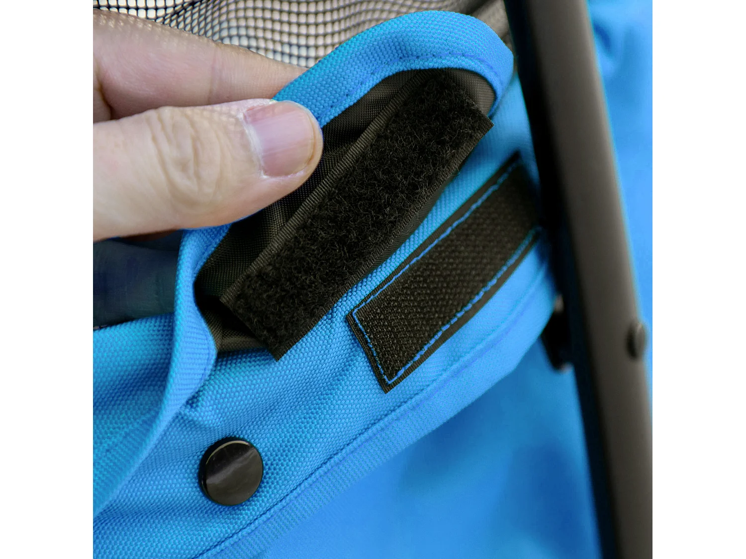 Passeggino per cani pieghevole con tettuccio e ruote girevoli blu