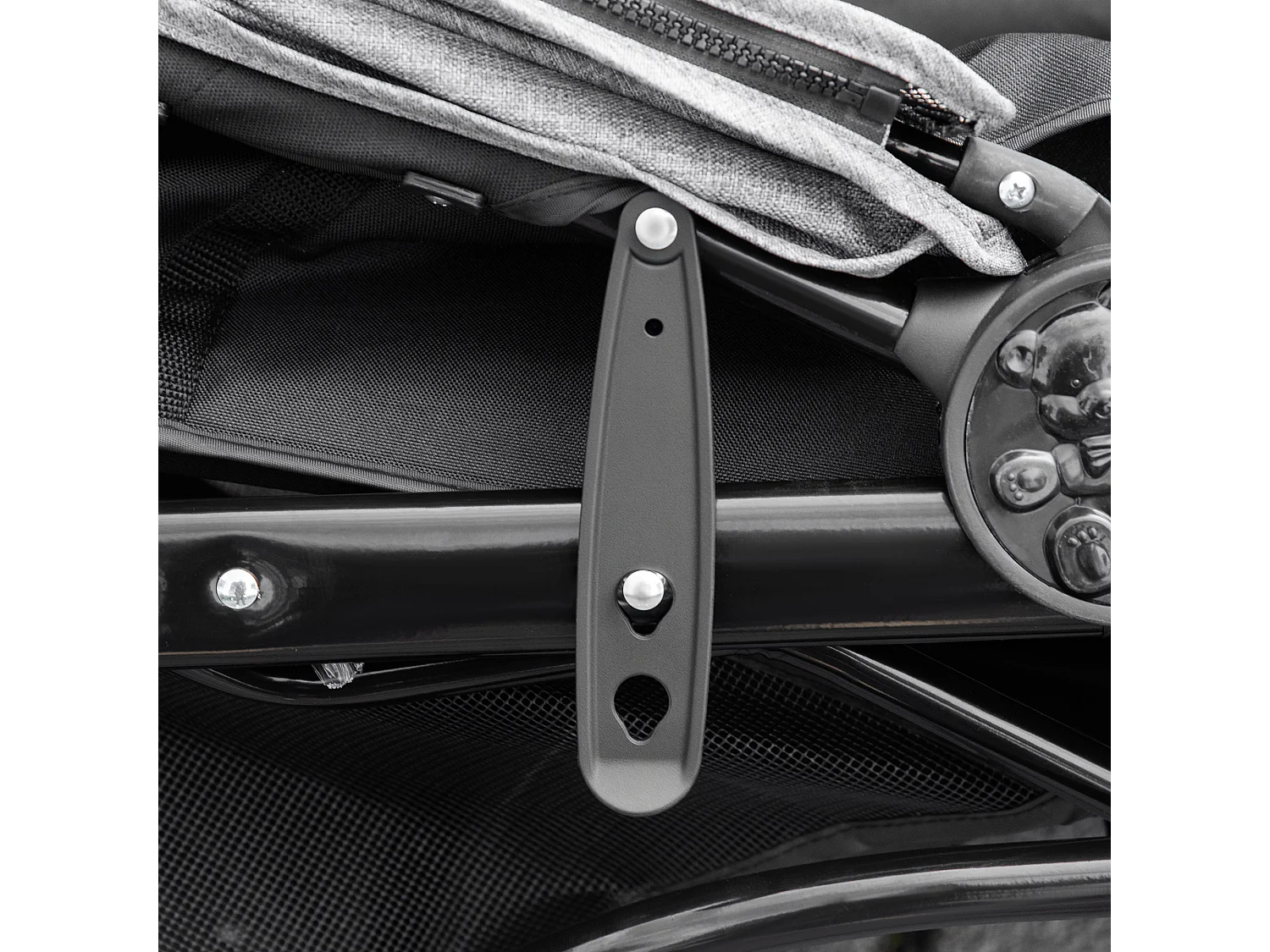 Passeggino per cani pieghevole 3 ruote con freno e cestino grigio nero