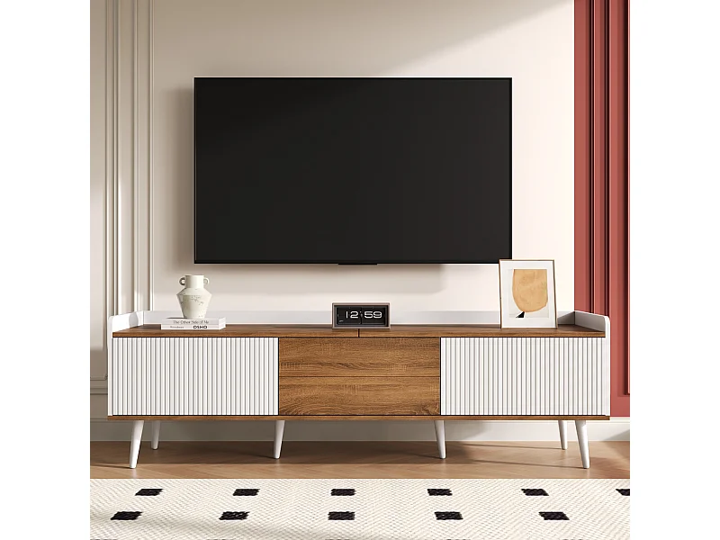 Meuble TV compact 3 portes. Finition blanc/bois, 160 x 39 x 49,5 cm. Meuble TV fonctionnel aspect bois.