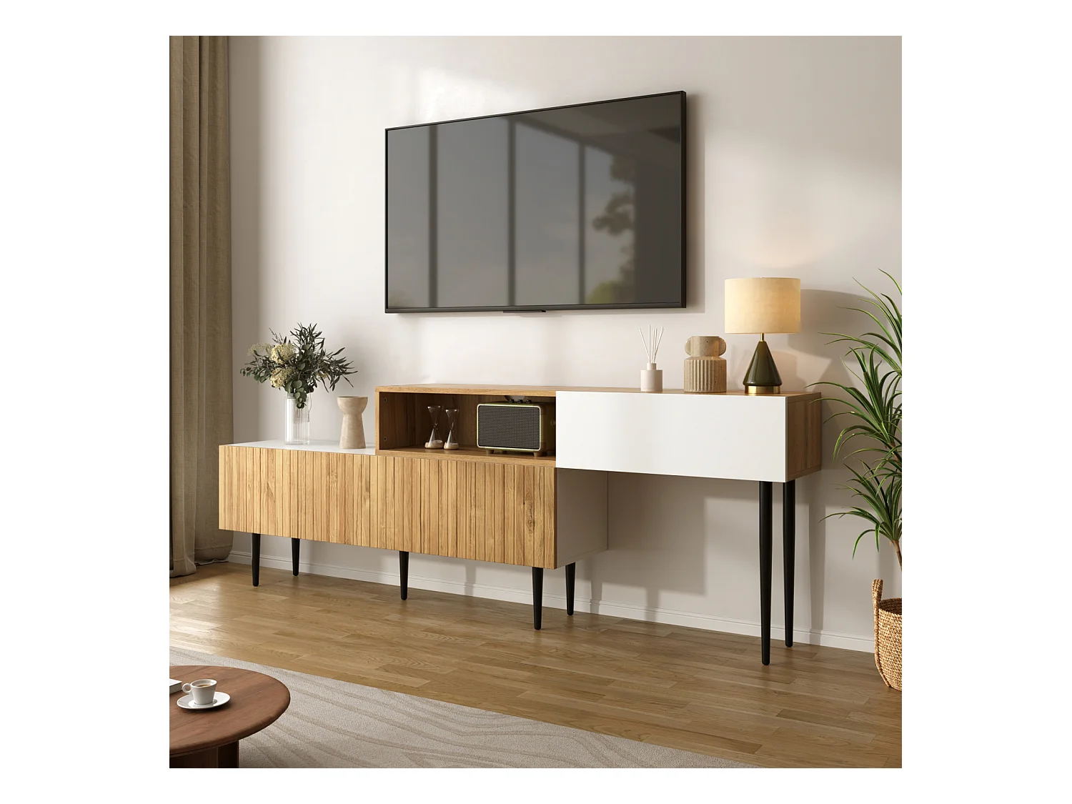 Modularer TV-Schrank, 2-teilig, Länge verstellbar. Holzoptik/Weiß, schwarze Metallbeine, multifunktionales Möbel.