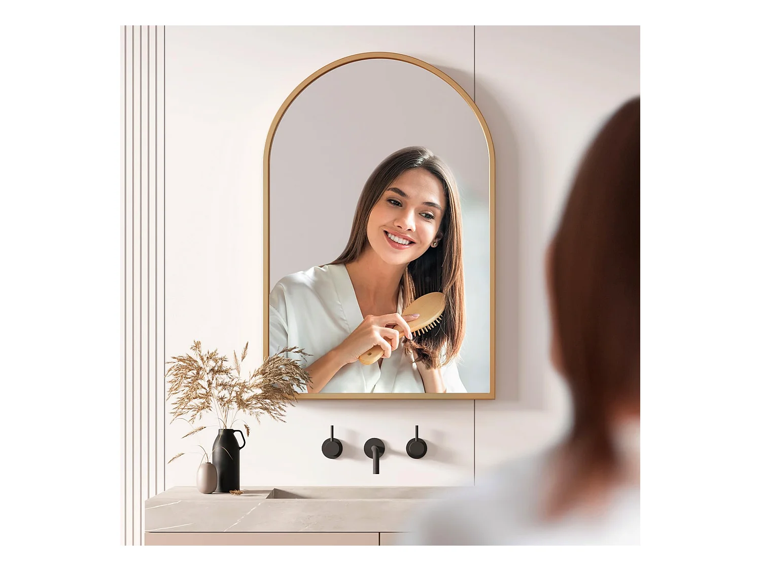 60 x 90 cm gebogen wandspiegel, goud, grote make-upspiegel met aluminium frame, ideaal voor hal, slaapkamer, woonkamer, badkamer