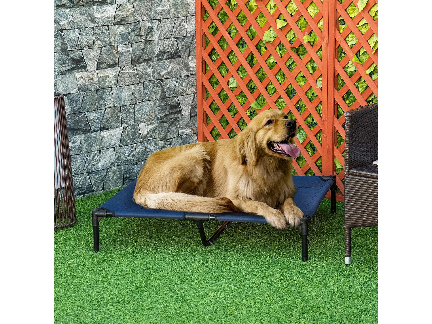 Letto rialzato per cani fino 30kg, campeggio, impermeabile - 91.5x76.2x18 cm