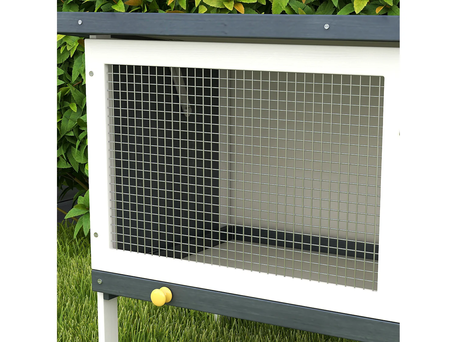 Conigliera da esterno con vassoio estraibile e tetto apribile in bitume