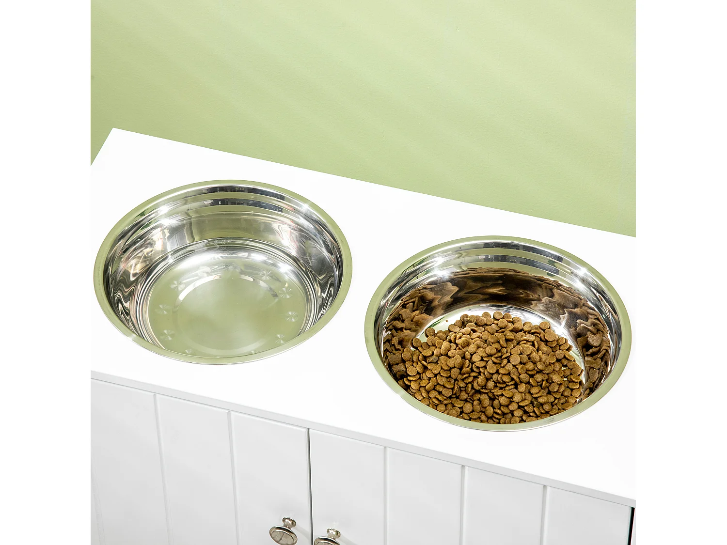 Ciotole per cani rialzate con armadietto e 2 ciotole in acciaio bianco