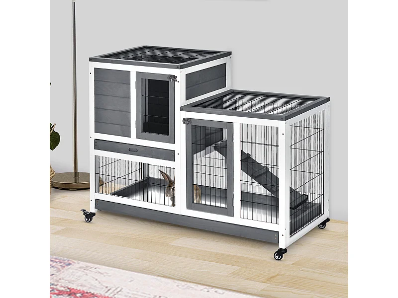 Gabbia per conigli in legno con ruote, vassoi estraibili e casetta grigio