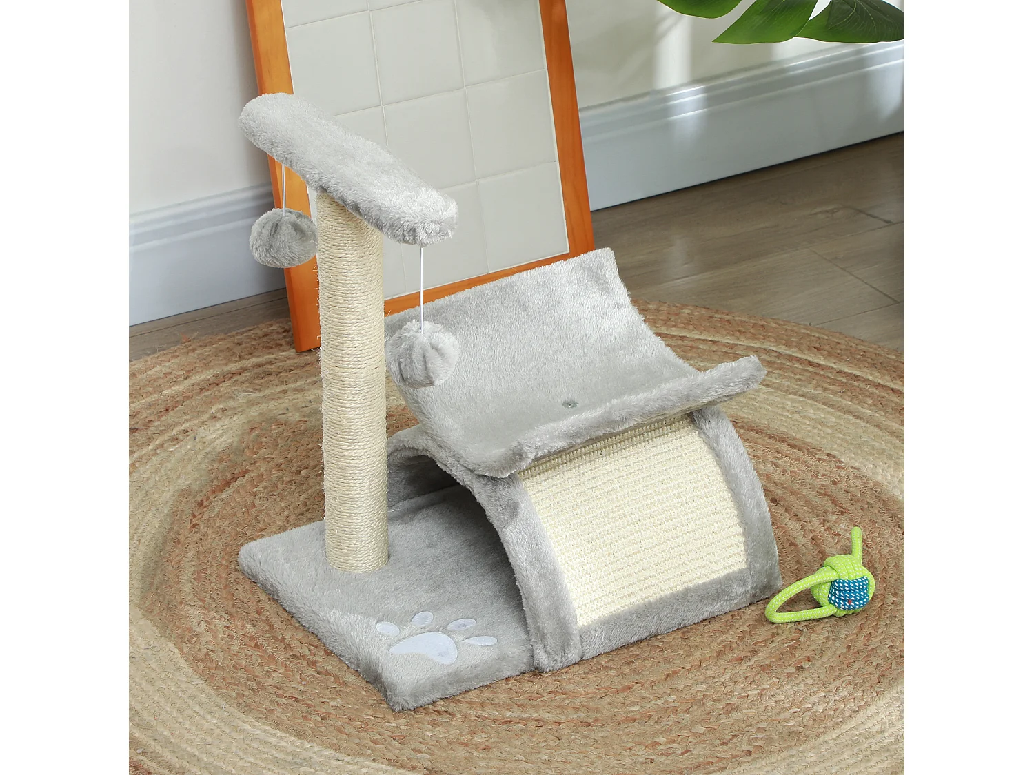 Tiragraffi per gatti in peluche con palo sisal, cuccia e 2 palline grigio