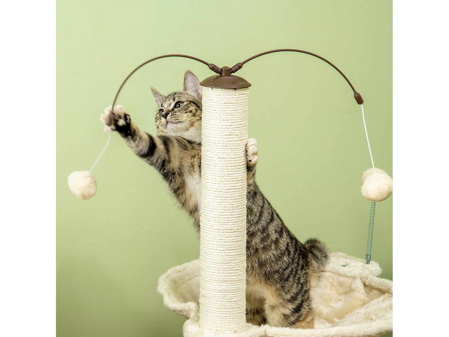 Albero tiragraffi per gatti con amaca palline e pali in sisal beige