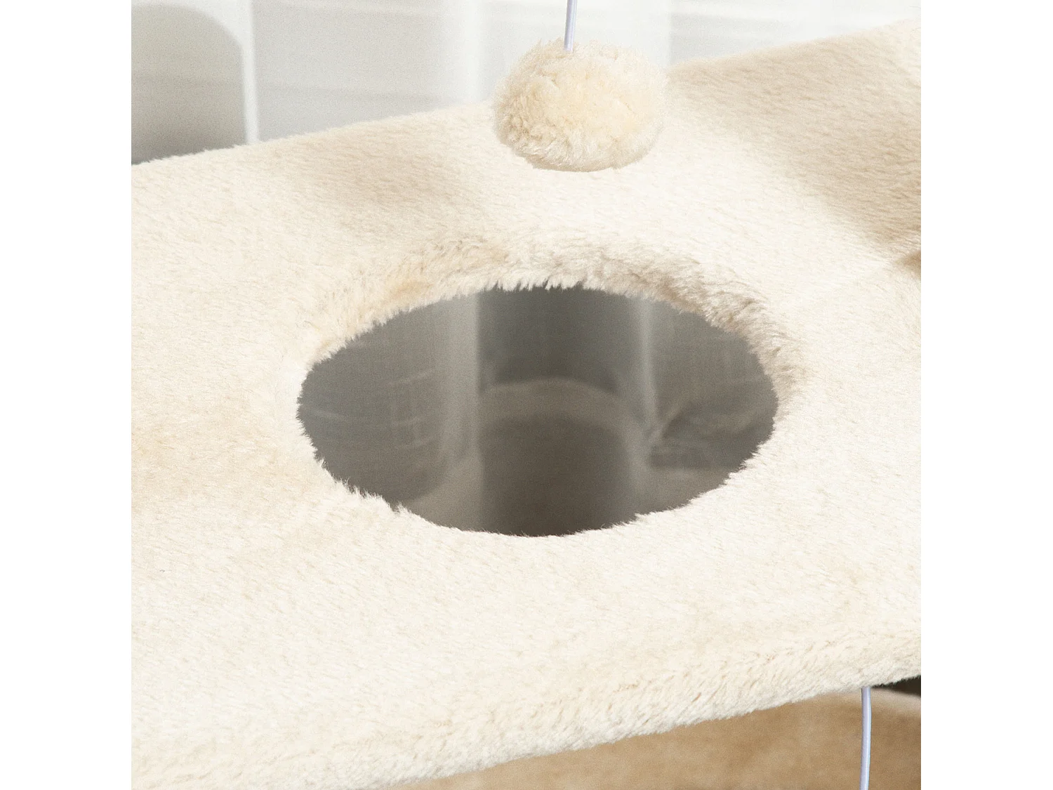 Albero tiragraffi per gatti con cuccia a u, lettino e tappetino marrone