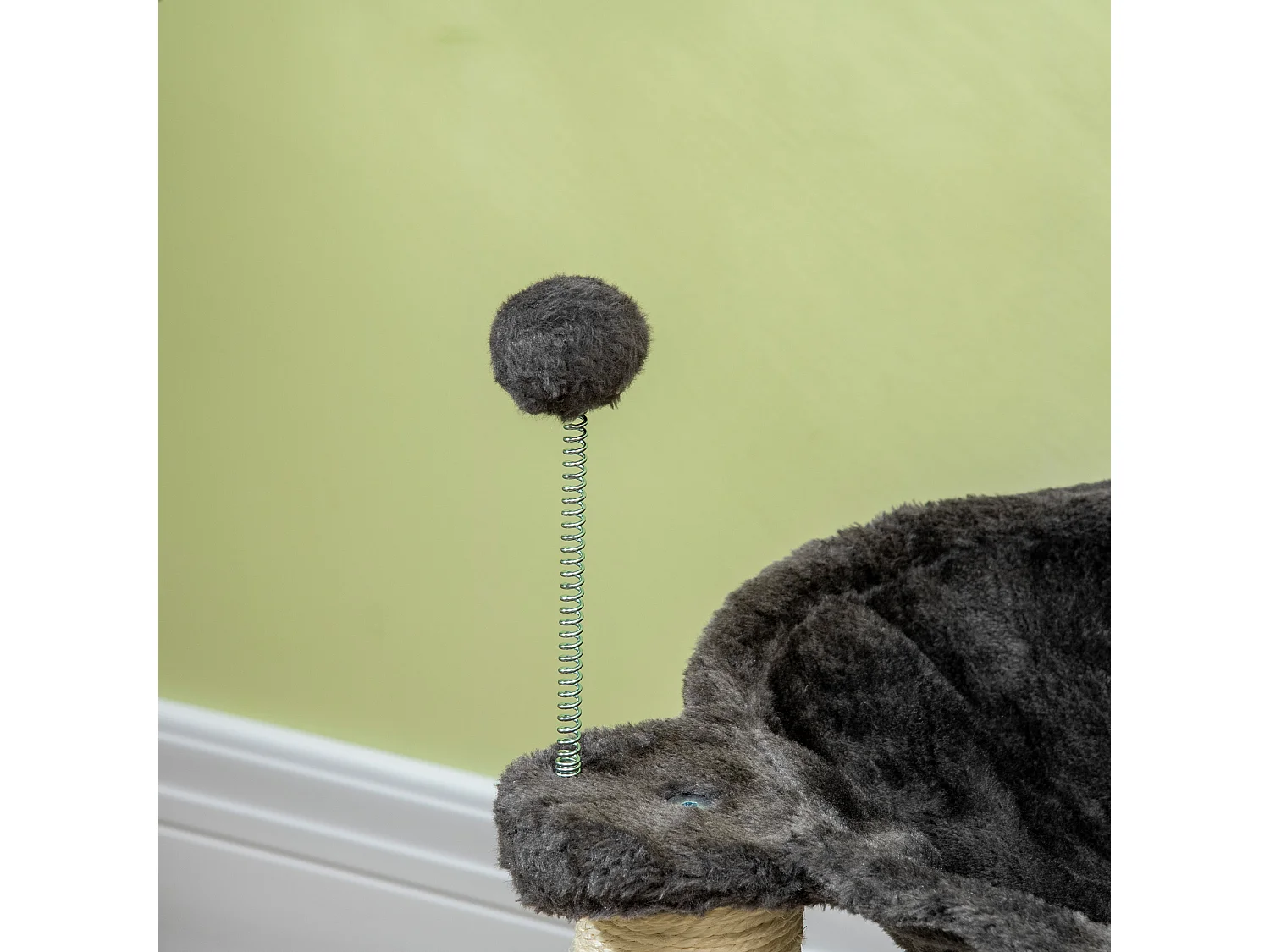 Tiragraffi per gatti con amaca in peluche base con gioco e pali sisal